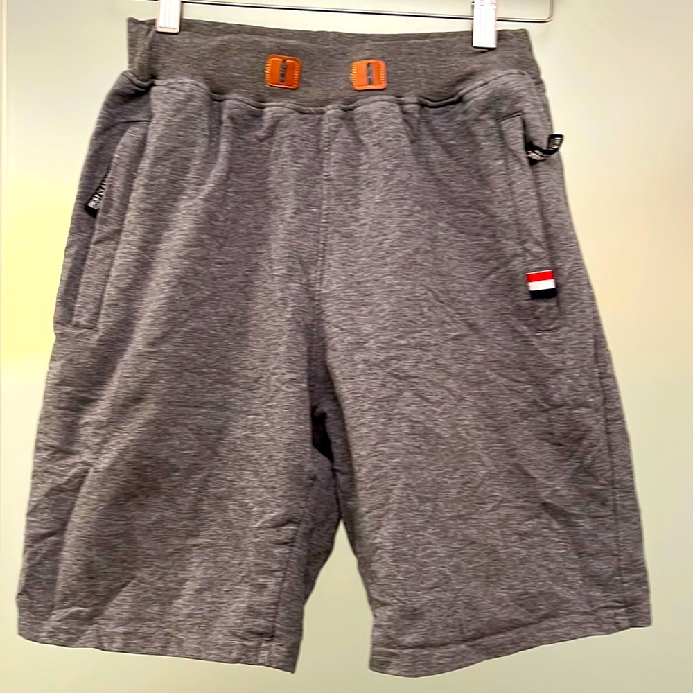 Best Classic Boys Gym Shorts, Grey, L, UEC